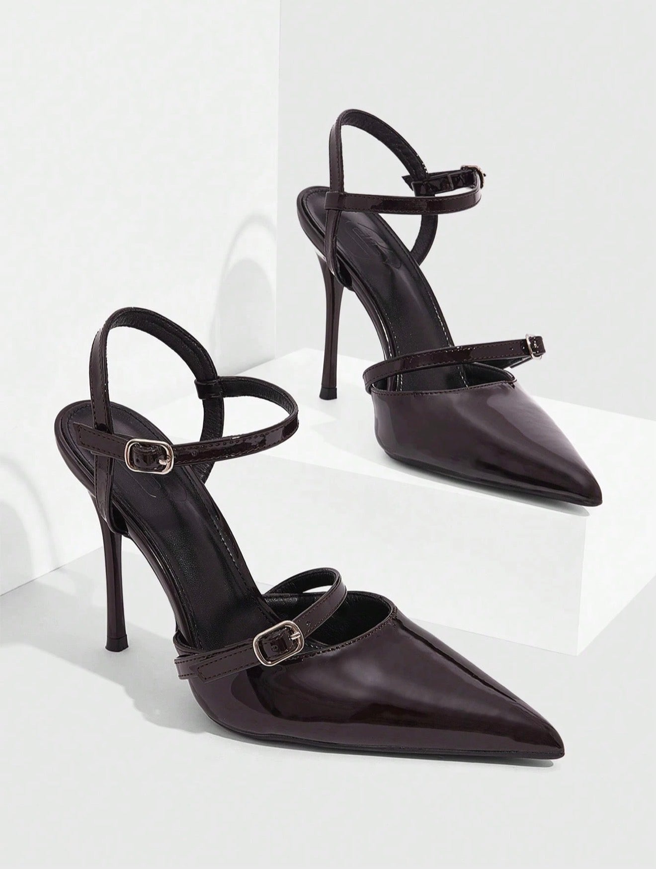Cuccoo Elegant Pumps