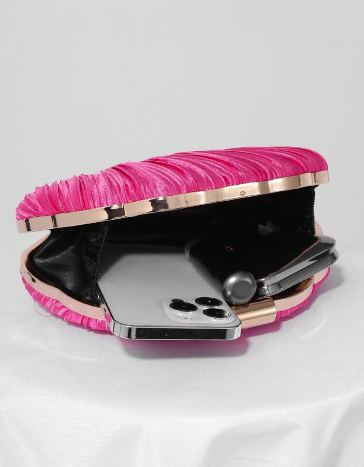 Rose waves evening clutch