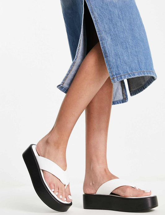 Truffle Collection Wide Fit Flatform Toe thong sandals