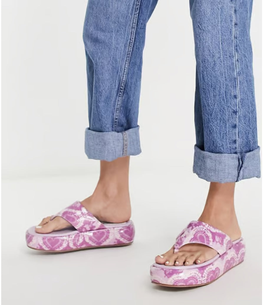 ASOS Design Francesca flatform Flat form Flat sandals in pink tie dye